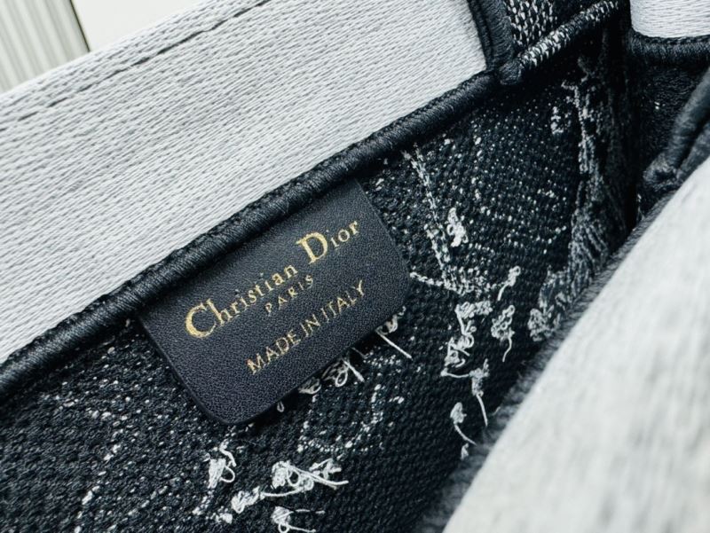 Christian Dior Shopping Bags